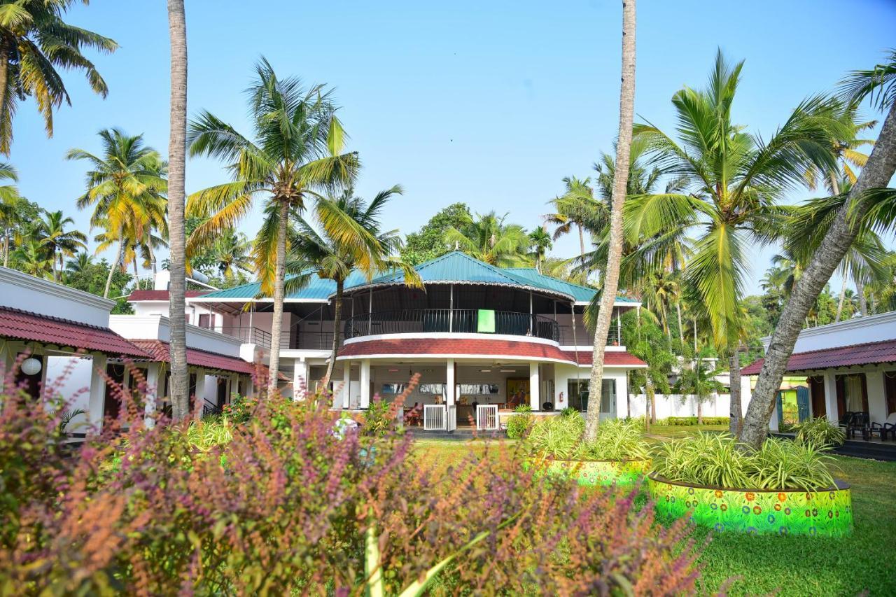 Voye Homes Majestic Retreat Resort Varkala Paravūr Екстериор снимка