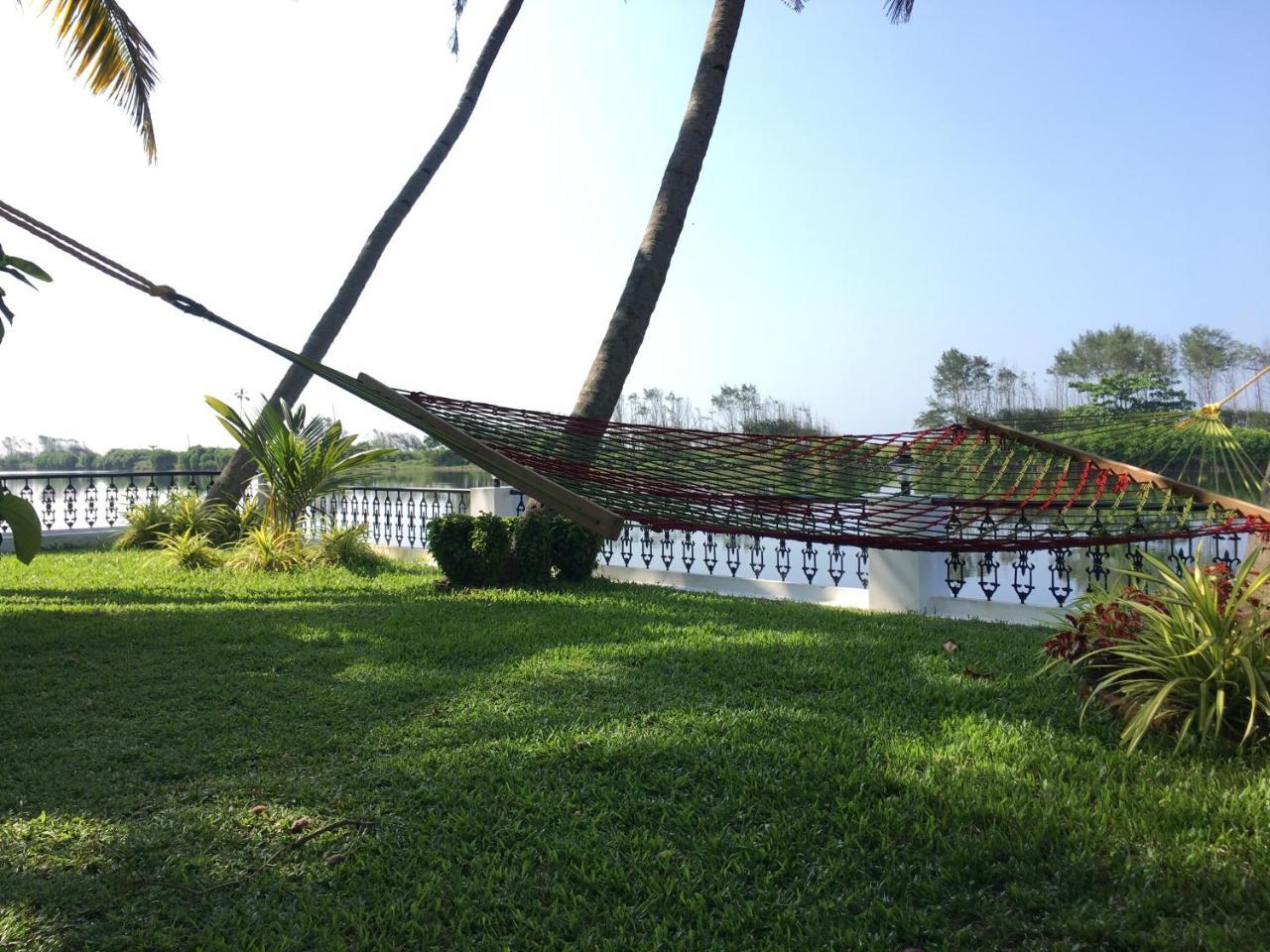 Voye Homes Majestic Retreat Resort Varkala Paravūr Екстериор снимка