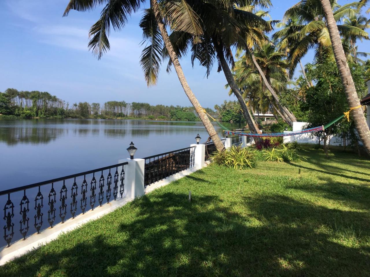 Voye Homes Majestic Retreat Resort Varkala Paravūr Екстериор снимка